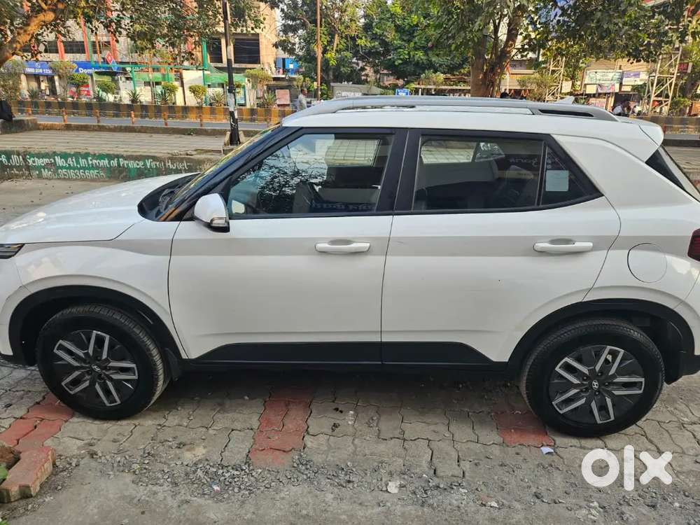 Hyundai Venue Diesel Manual 2021