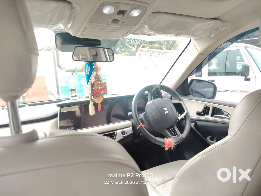 Mahindra Xuv700 Diesel 2025