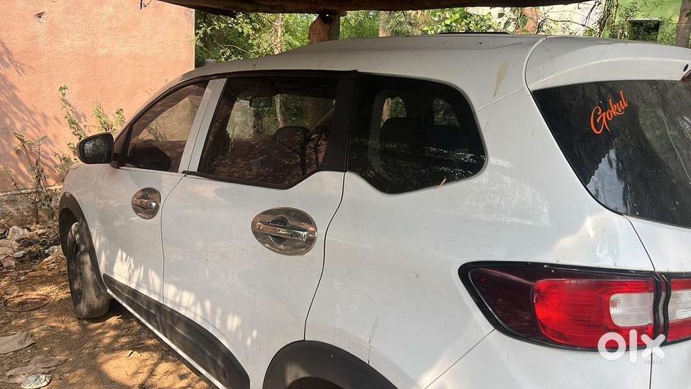 Renault Triber 2023 Petrol 28000 Km Driven