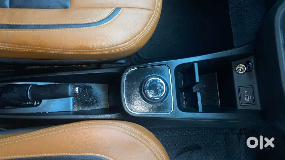 Renault Kwid 2019-ongoing 1.0 Rxt Amt (o), 2020, Petrol