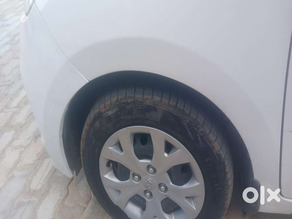 Hyundai Grand I10 1.2 Kappa Sportz, 2015, Petrol