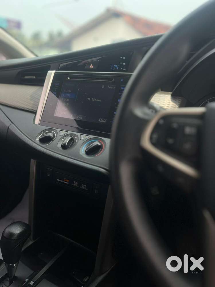 Toyota Innova Crysta