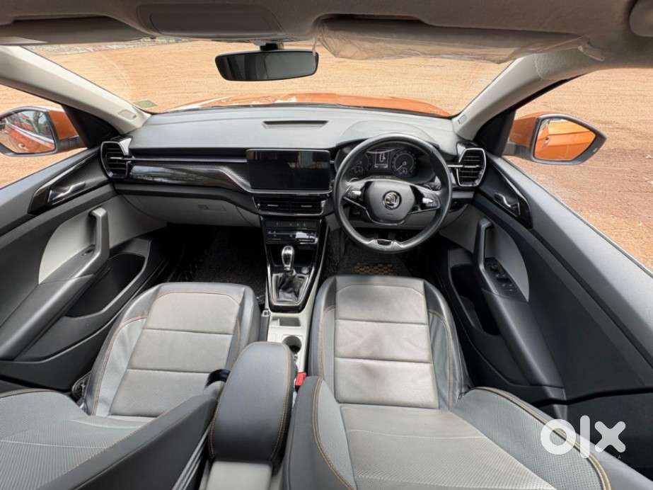 Skoda Kushaq 1.0 Tsi Style At, 2022, Petrol