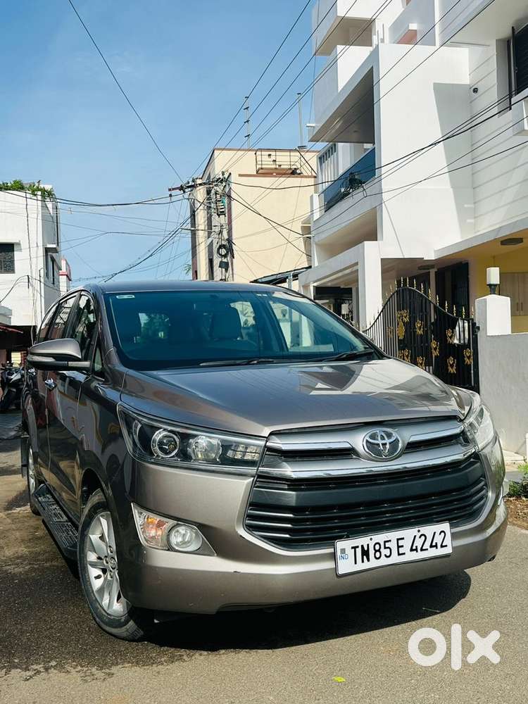 Toyota Innova Crysta 2017 Diesel Well Maintained