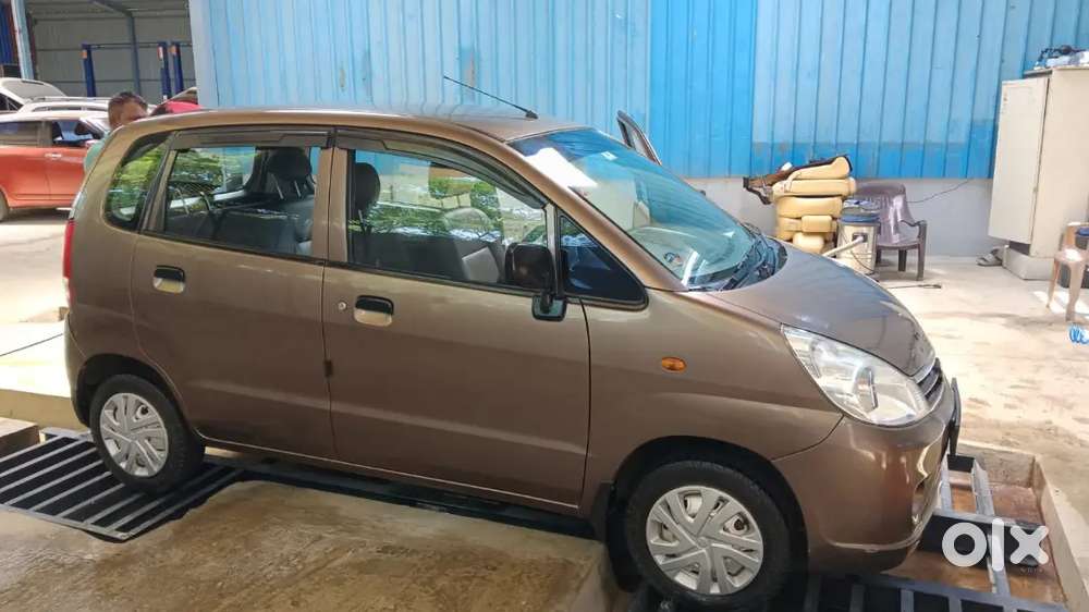 Maruthi Suzuki Zen Estilo Lxi 2010 Model