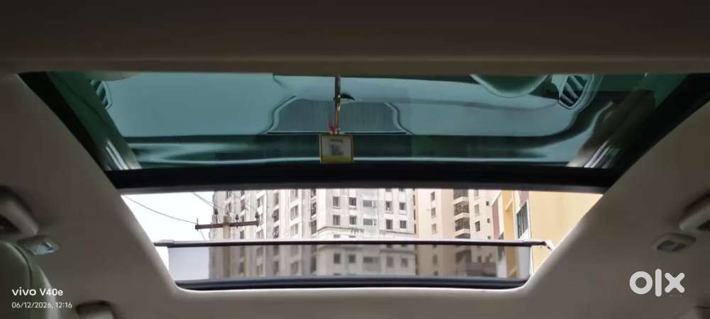 Mahindra Xuv700 2.2 Ax 7 Diesel At Str, 2022, Diesel
