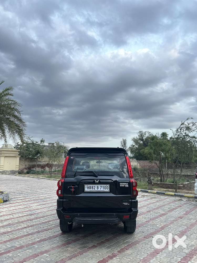 Mahindra Scorpio Classic 2.2 S 11 Mt 7 Cc, 2022, Diesel
