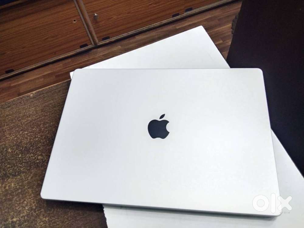 ֍ MacBook Pro A2780 / M2 Max / 32 GB RAM / 1 TB SSD / 16 Inch Screen ֍