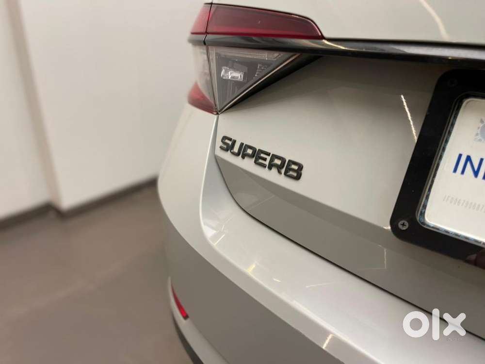 Skoda Superb [2020-ongoing] 1.8 Sportline, 2022, Petrol