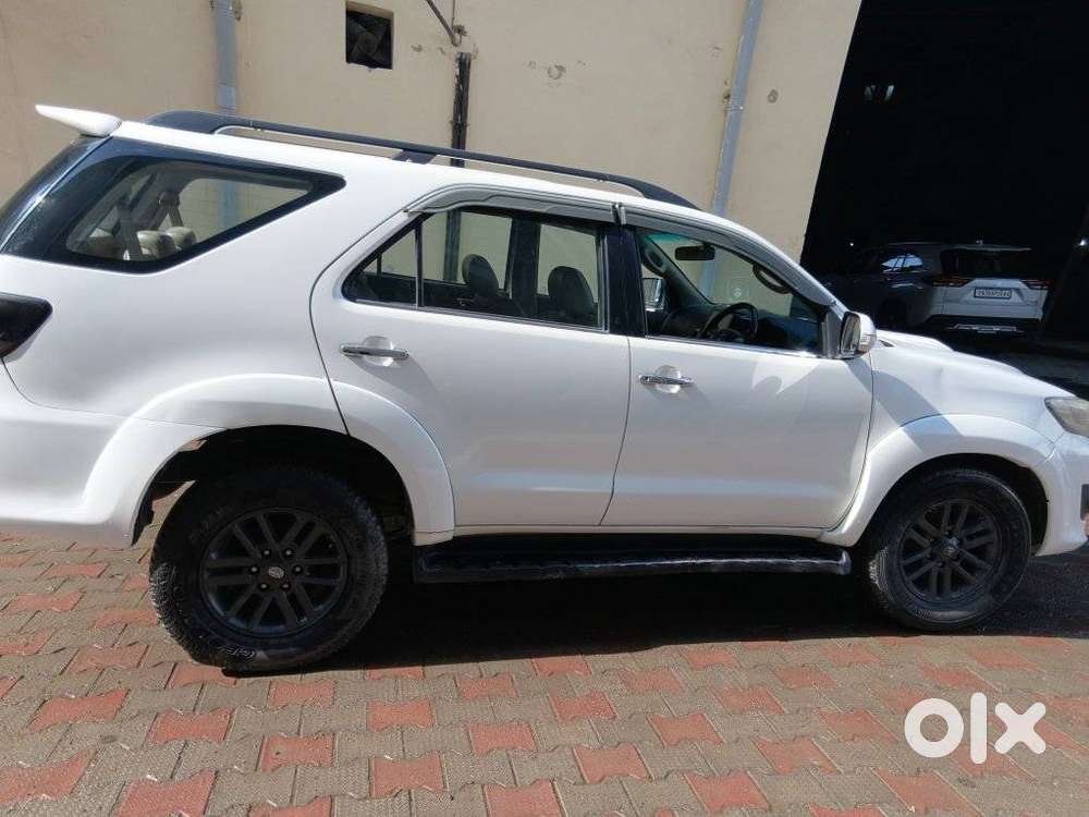 Toyota Fortuner, 2014, Diesel