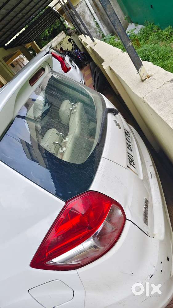 Maruti Suzuki Ertiga Zdi 2014