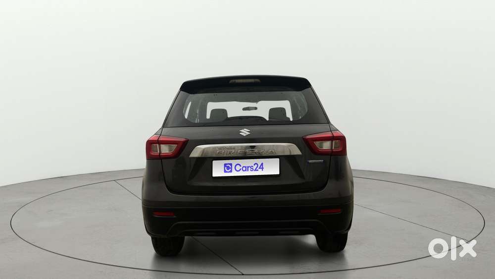 Maruti Suzuki Vitara Brezza 1.5 Vxi At, 2022, Petrol