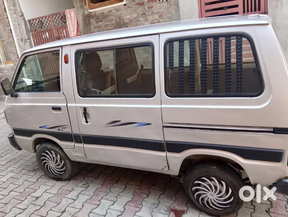 Maruti Suzuki Omni 2017 Petrol Well Maintained