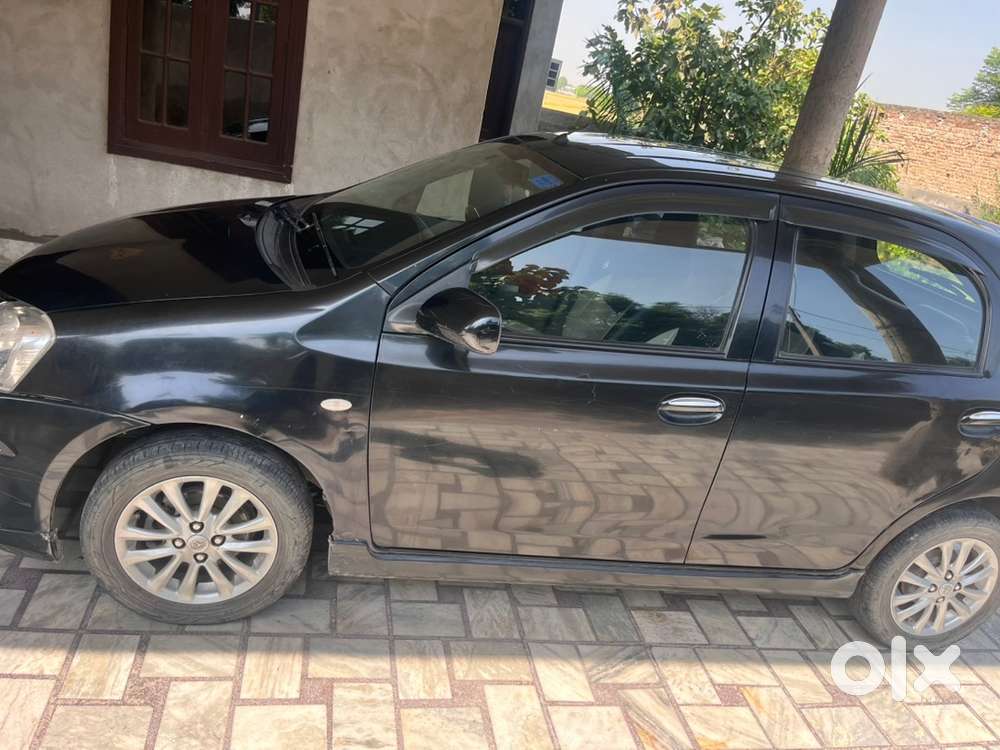 Toyota Etios Liva 2011