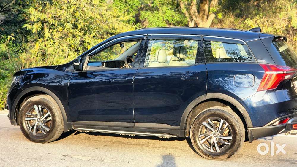 Mahindra Xuv700 2.2 Ax 5 Diesel At Str, 2022, Diesel