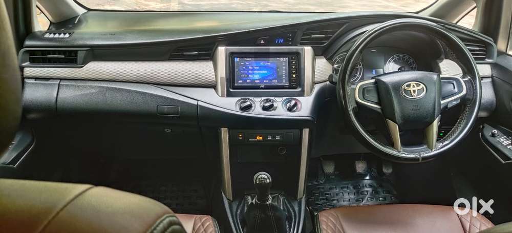Toyota Innova Crysta 2.4 Gx Mt, 2017, Diesel