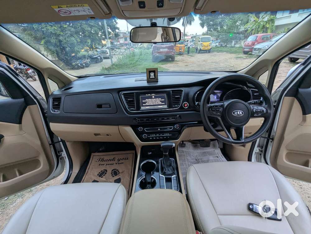 Kia Carnival Premium, 2021, Diesel