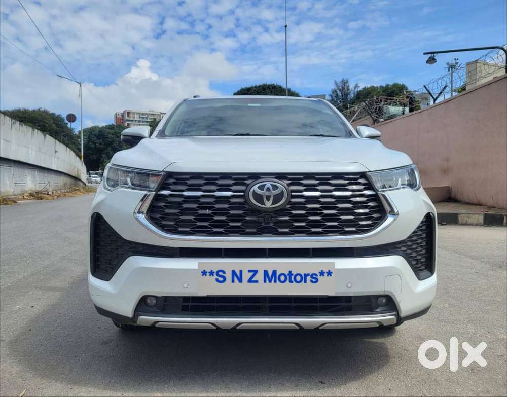 Toyota Innova Hycross 2.0 Vx (o) Hybrid 7 Str, 2023, Cng & Hybrids