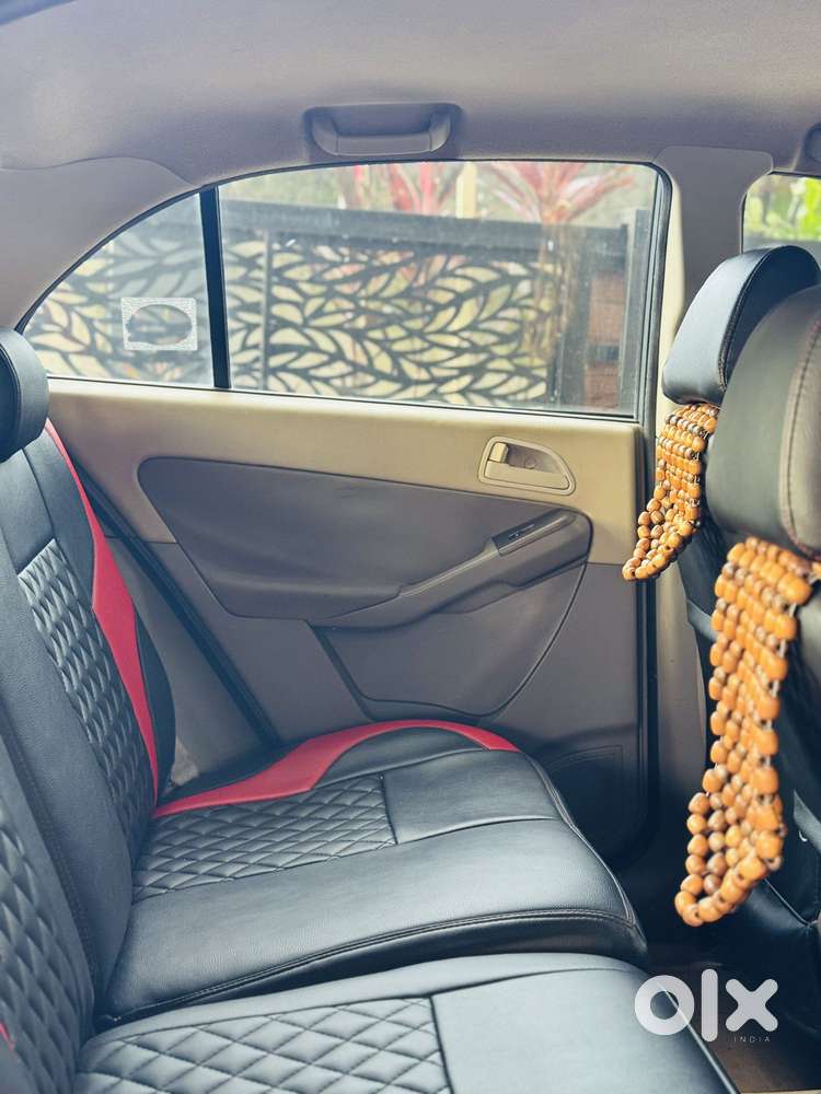 Tata Indica Vista Aura 1.2 Safire (abs), 2010, Petrol
