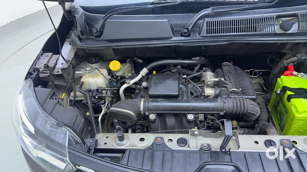 Renault Triber Rxz Easy-r Amt, 2024, Petrol