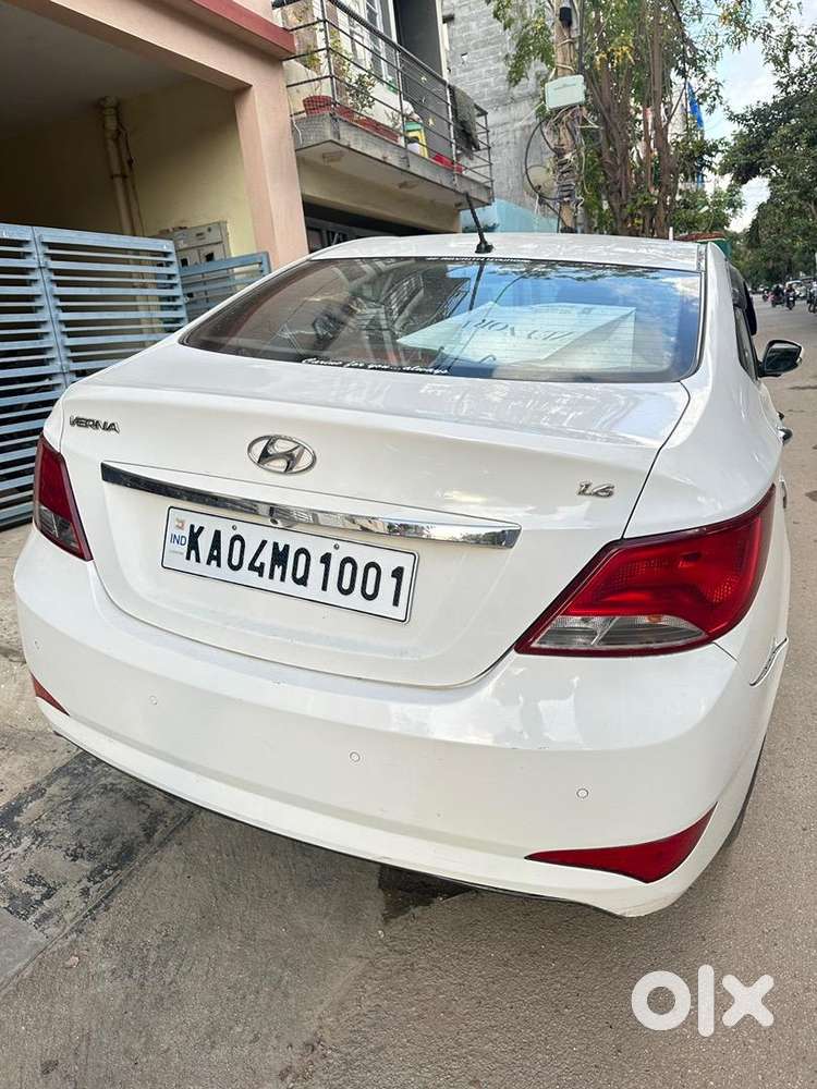 Hyundai Car 2015 Petrol