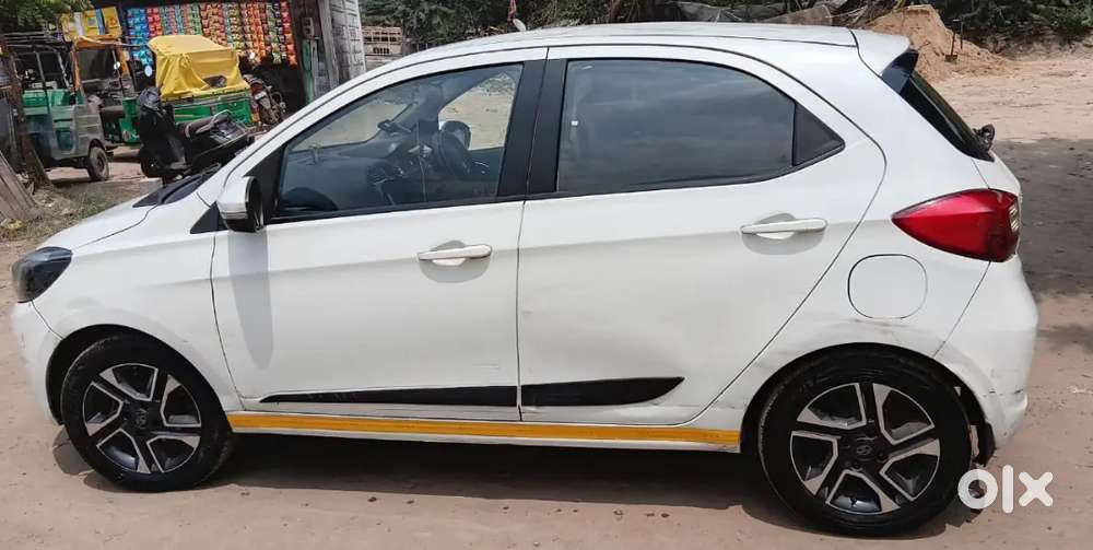 Tata Tiago Revotron Xz 2019