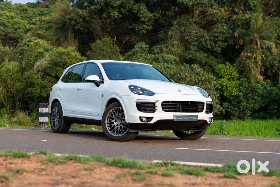 Porsche Cayenne Platinum Edition, 2016, Petrol