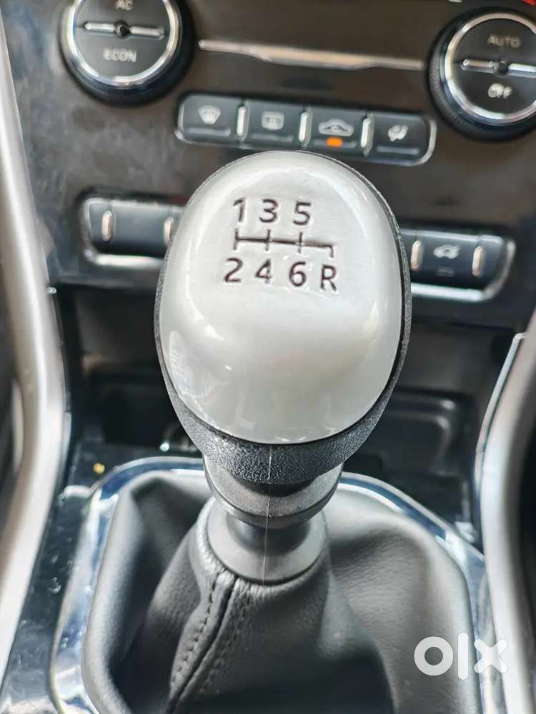 Nexon Top Model . Bs4.,   1.5 Diesel Engine