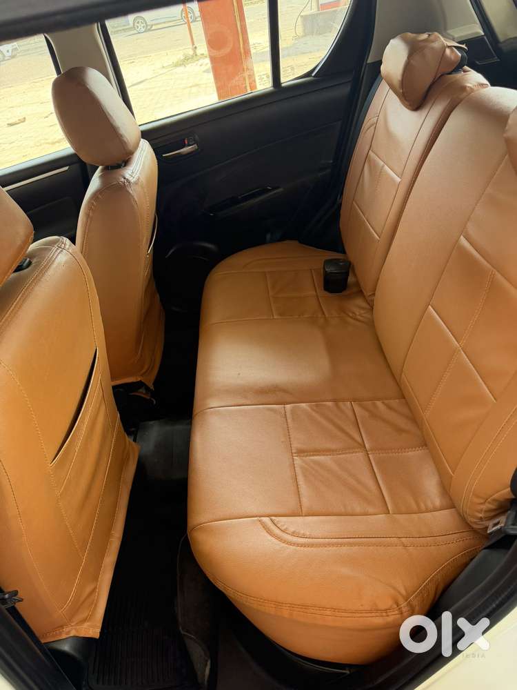 Maruti Suzuki Swift Vxi 1.2 Abs Bs-iv, 2017, Petrol