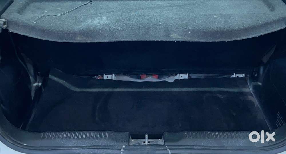 Maruti Suzuki Swift Amt Vxi, 2019, Petrol