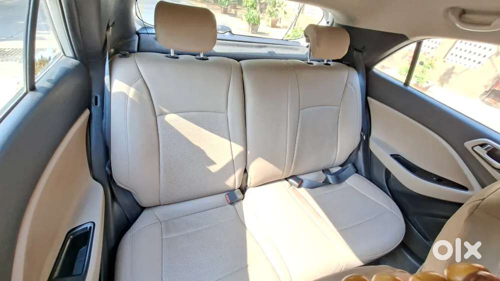 *hyundai Elite I20 Asta 1.2 (push Button Start)*