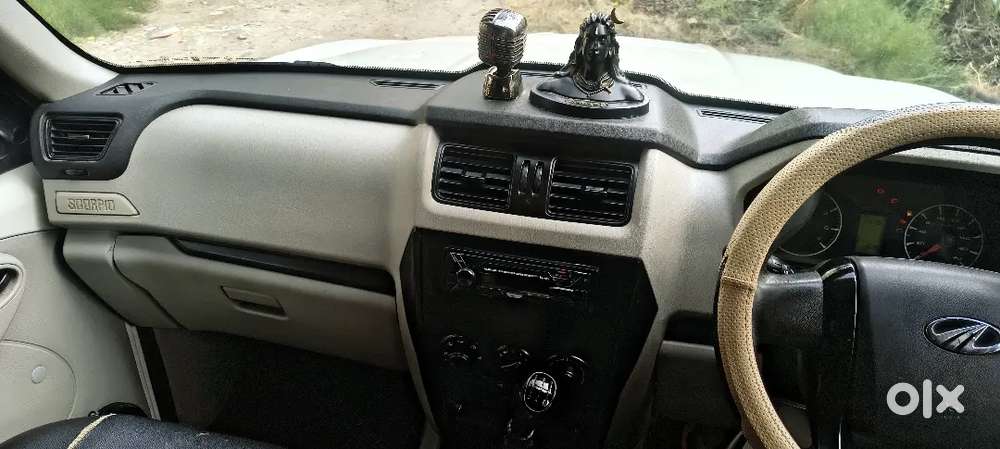 Mahindra Scorpio 2015 Diesel 9 Str