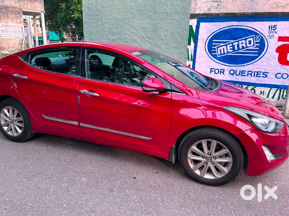 Hyundai Elantra Petrol 2015 Automatic Top Model Ventialed Seats