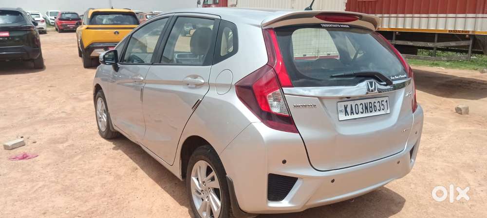 Honda Jazz V Cvt, 2017, Petrol