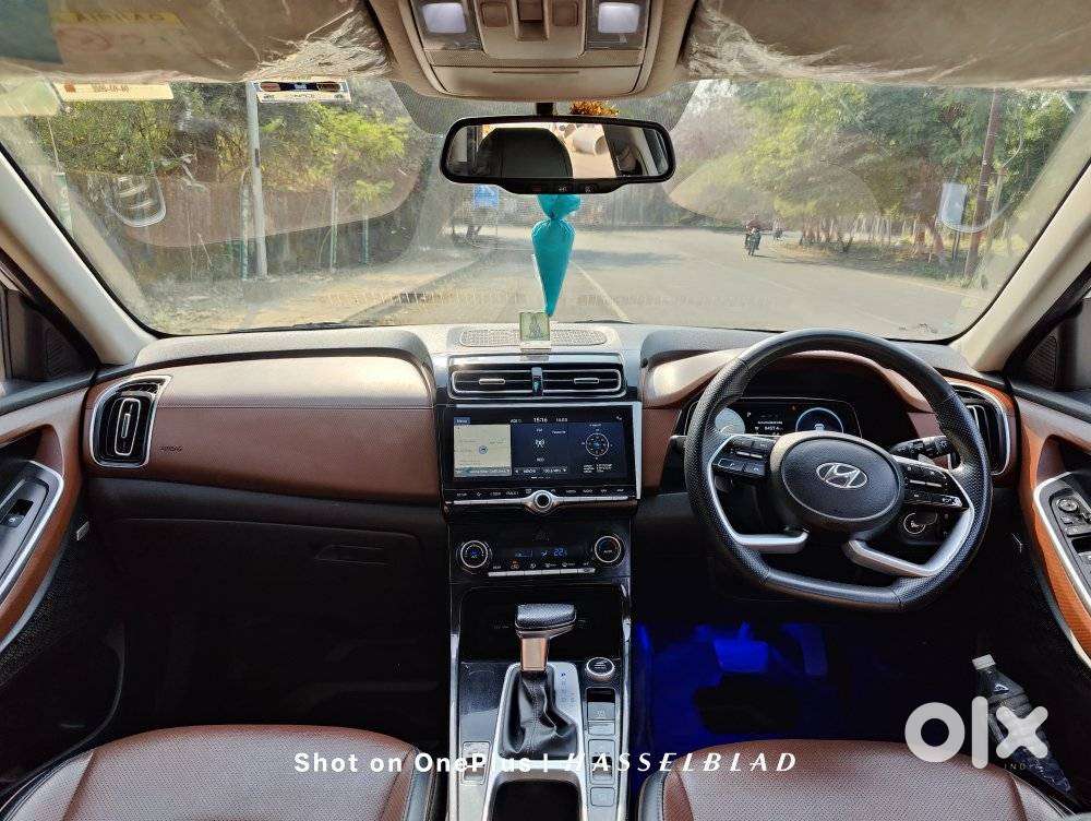 Hyundai Alcazar Signature (o) 7 Seater 1.5 Diesel At Adventure Dual ..