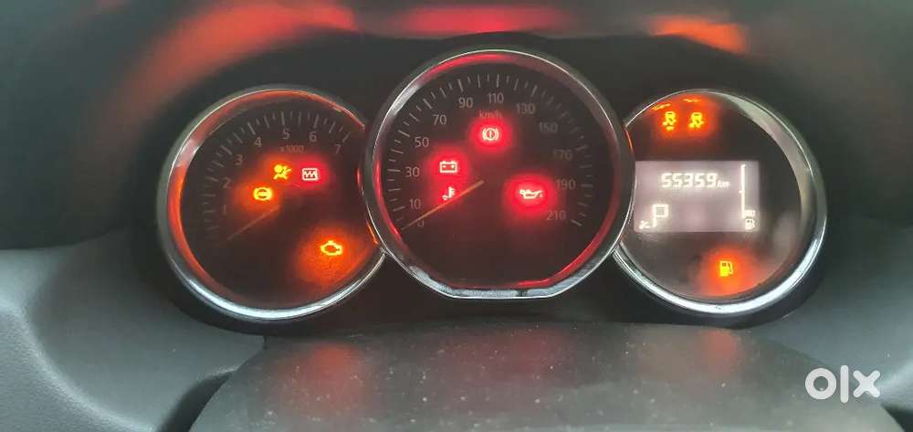 Automatic Duster Petrol