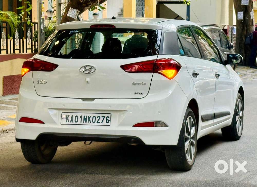 Hyundai Elite i20 Sportz (O) 1.2, 2015, Petrol