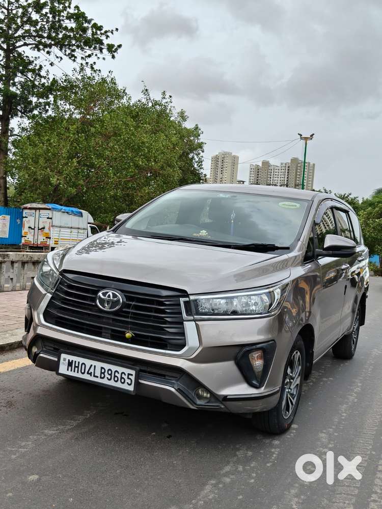 Toyota Innova Crysta 2.4 G Mt 8s, 2022, Diesel