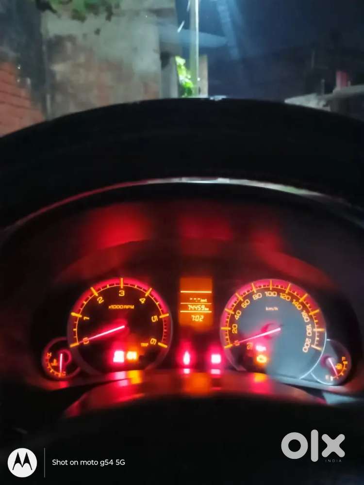 Maruti Suzuki Swift 2nd Owner 2014