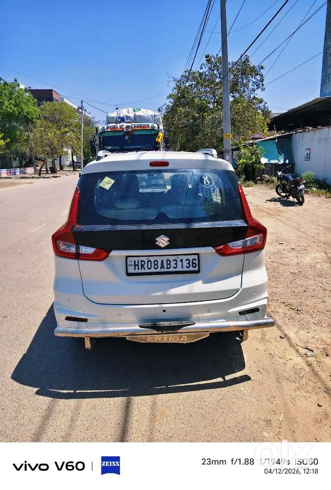 Maruti Suzuki Ertiga Cng+ Petrol
