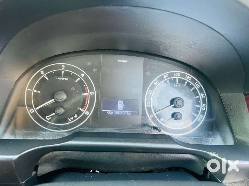Toyota Innova Crysta G 8 Str, 2017, Diesel