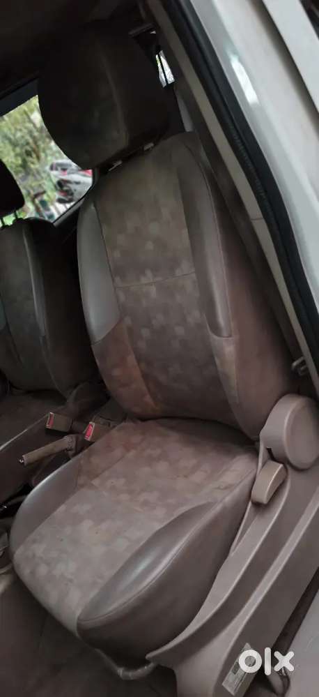 Mahindra Xylo 2015 Diesel 72000 Km Driver Well Maintained