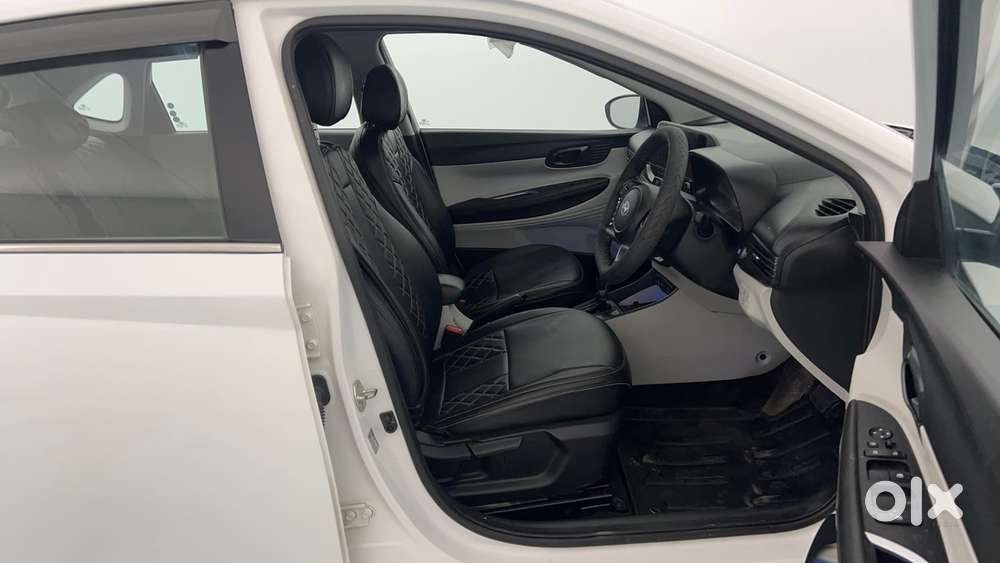 Hyundai New I20 1.2 Asta (o) Ivt, 2024, Petrol