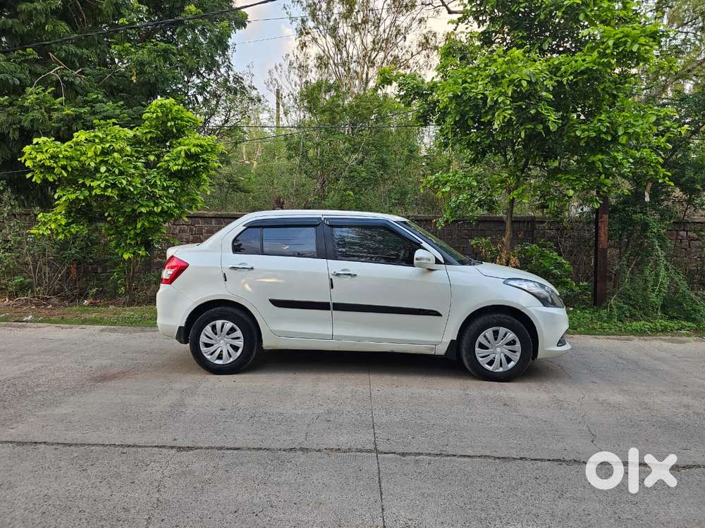 Maruti Suzuki Swift Dzire Vdi Optional, 2017, Diesel