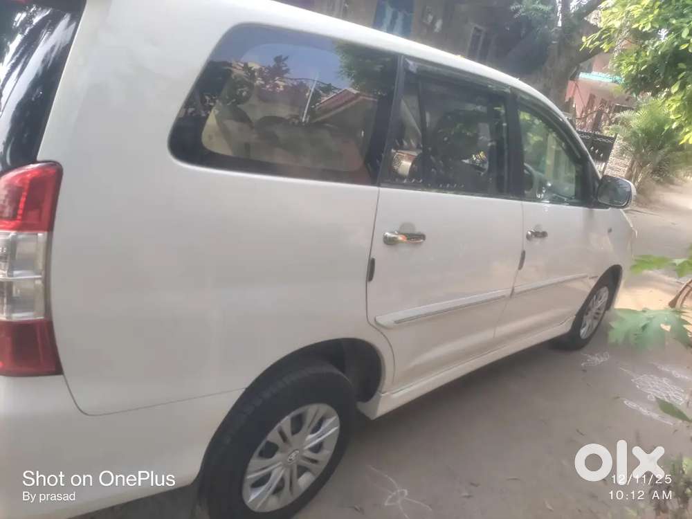 Toyota Innova 2.5 G3 2012