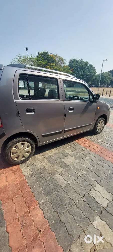 Well-maintained Dec. 2015 Maruti Suzuki Wagon R 1.0 Cng
