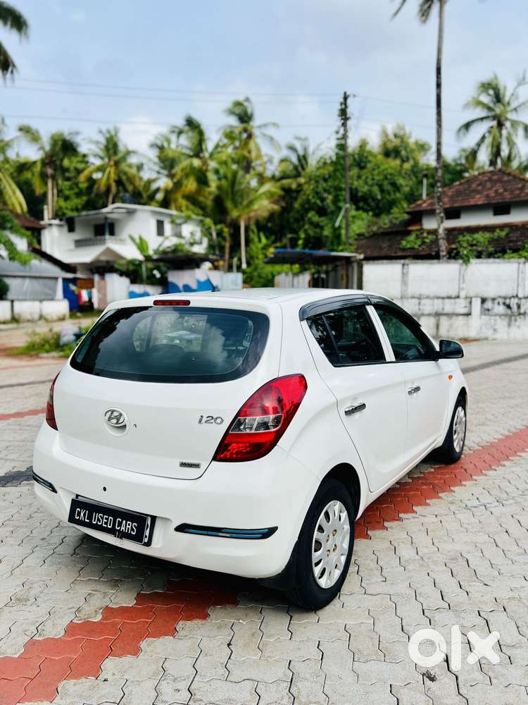 Hyundai I20 Magna, 2011, Petrol