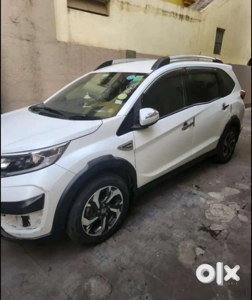 Honda Br-v 2016 Diesel Well Maintained.