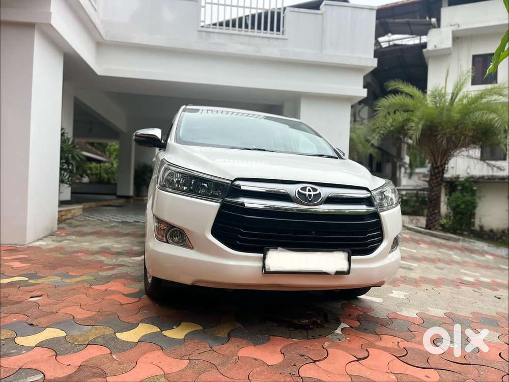 Toyota Innova Crysta 2018