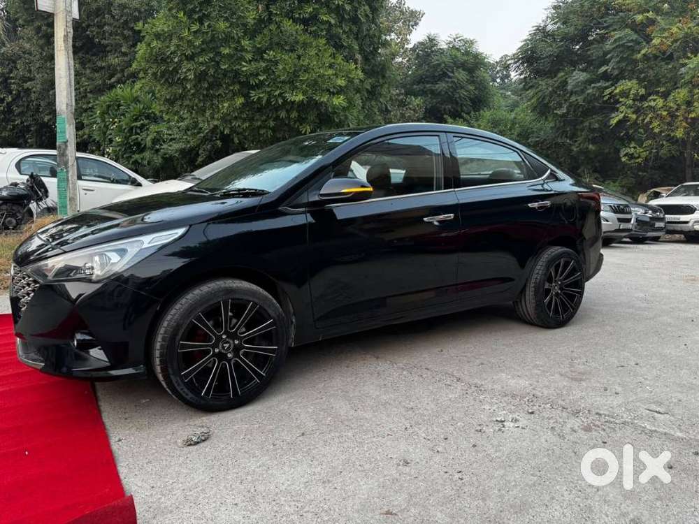 Hyundai Verna 1.5 Sx Petrol Mt, 2022, Petrol